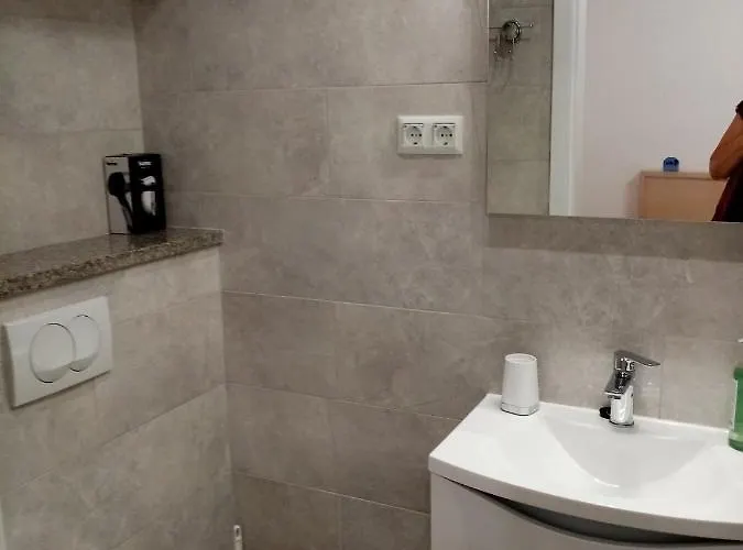 Anita Hure 아파트 흐바르